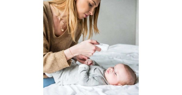 BabyOno Natural Nursing érintés nélküli infra hőmérő és lázmérő